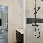 Ng Suitehome Balnéo Collège Appartamento Roubaix