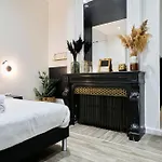 Appartamento Ng Suitehome Balnéo Collège