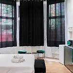 Ng Suitehome Balnéo Collège Appartamento *